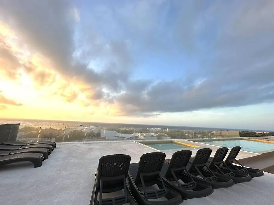 Comfortable Condo W/ City Views Rooftop Pool & Gym - 319 Musa Playa del Carmen Apartment