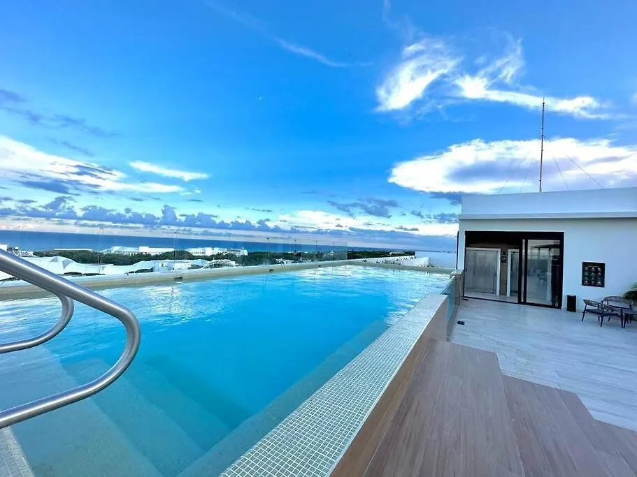 Comfortable Condo W/ City Views Rooftop Pool & Gym - 319 Musa Playa del Carmen