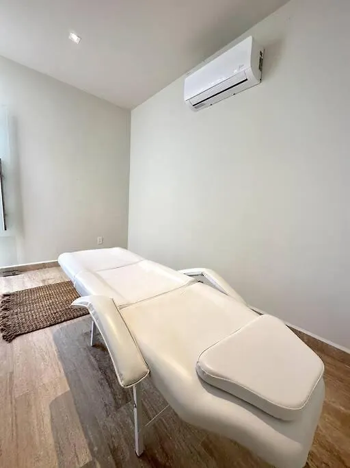 Comfortable Condo W/ City Views Rooftop Pool & Gym - 319 Musa Playa del Carmen 0*,